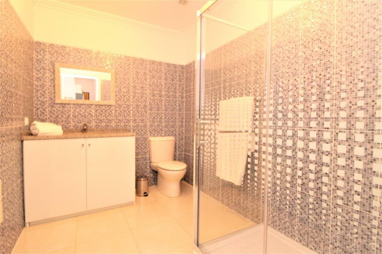 Heart Old Town City Center Apartment 5 Stars Funchal  Bagian luar foto